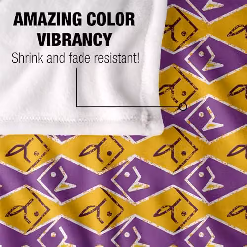 JQ Licensing Zip Fishing Pattern Super Soft Fleece Throw Blanket in Orange and Purple, W/D/H: 91 x 147 cm – 3