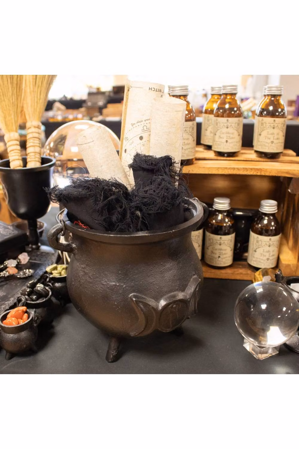 KDMD Extra Huge Triple Moon Cast Iron Cauldron in Black, W/D/H: 23 x 23 x 18 cm – 2