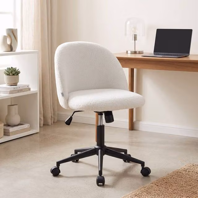ERGOVEXA Teddy Fleece Task Chair in Beige and White with 360 Degree Swivel and Castors