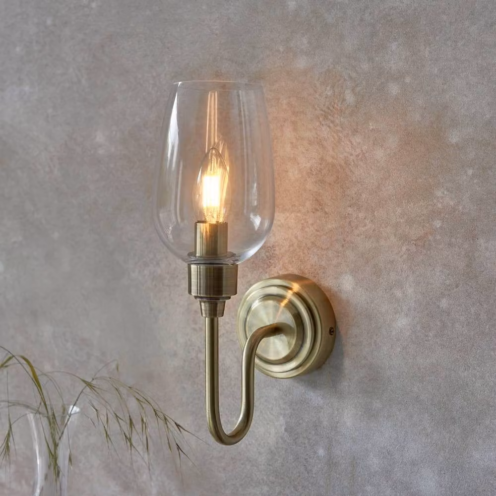 Netlighting Livorno Batten Wall Light with Antique Brass Plate and Clear Glass in Bronze – 2