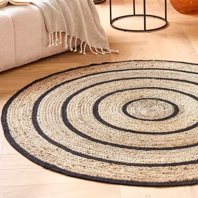 Wyld and Coco Round Braided Jute and Cotton Boho Rug in Beige and Black, Diameter: 140 cm