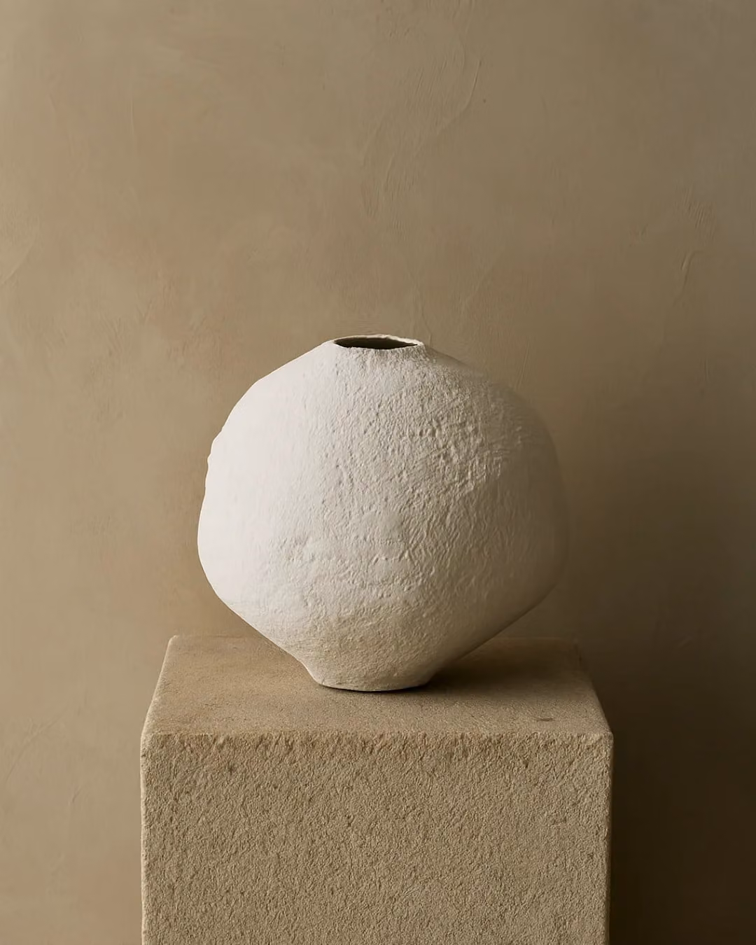 Hedron II White Ceramic Tabletop Pot by Tommy Franks