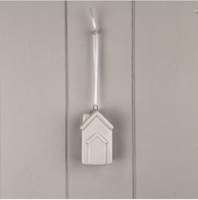 KDMD White Ceramic Hanging House Decoration - Medium
