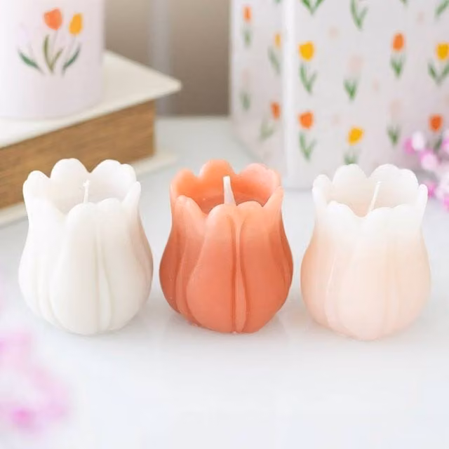 Uniqueful Set of 3 Multicolour Tulip Shaped Floral Candles