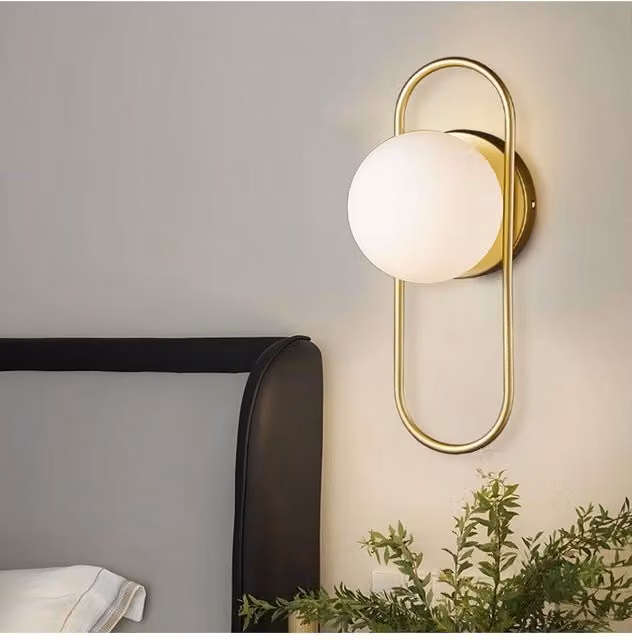 Living and Home Modern Gold and White Sphere Single-Light Wall Light