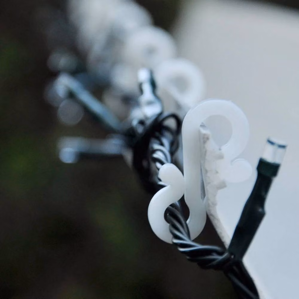 NESTLUNE White Outdoor Gutter Hooks and Clips for Christmas Decorations – 2