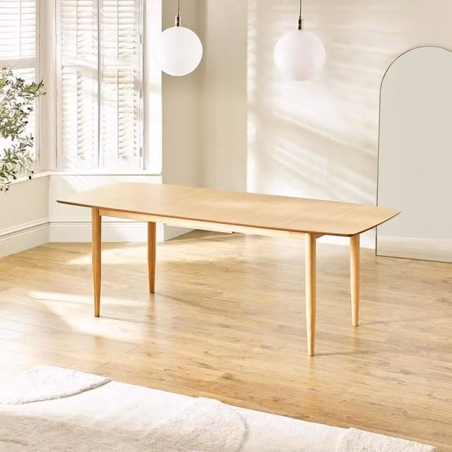 FurnitureboxUK Leif Rectangular Solid Wood Extending 6 Seater Dining Table in Oak