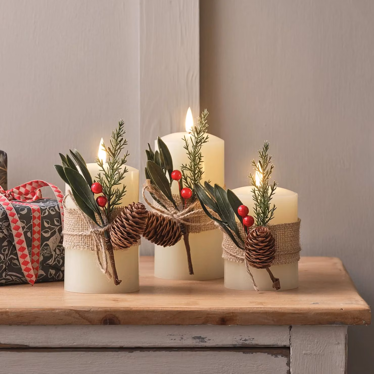 Lights4fun TruGlow Winter Foliage Wrapped LED Pillar Candles, White, Set of 3