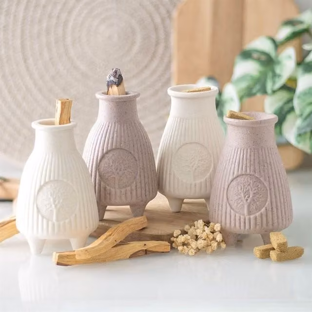 KDMK Ribbed Ceramic Palo Santo Brick Burner in White