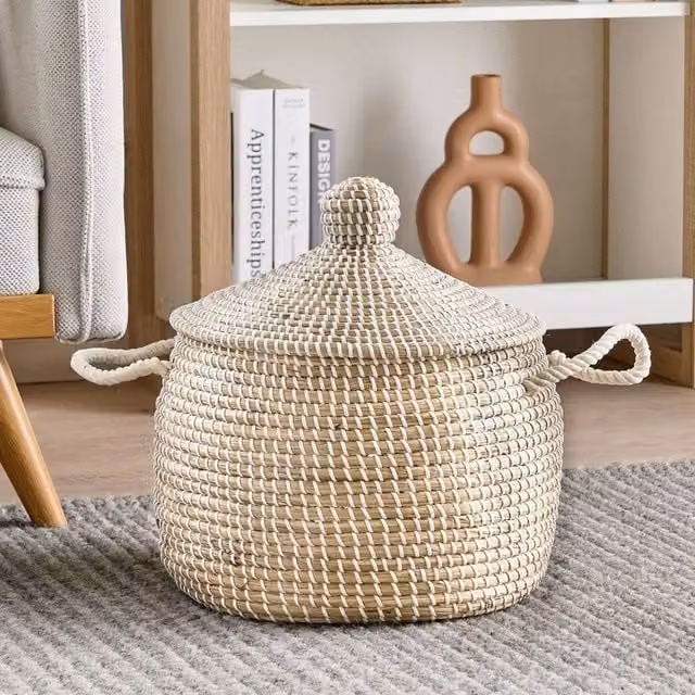 Wyld and Coco Natural Beige Seagrass Basket with Lid and Handles W: 35 cm, D: 35 cm, H: 37 cm – 1