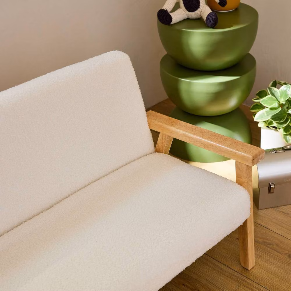 Sweek 2-Seater Children's Bench in White Bouclé Fabric and Rubberwood, W/D/H: 84.0 x 43.5 x 25.0 cm – 3