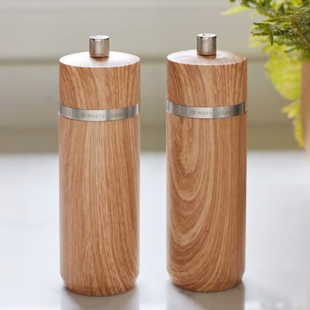 MasterClass Salt and Pepper Mill in Brown Beech Finish, Height: 17 cm