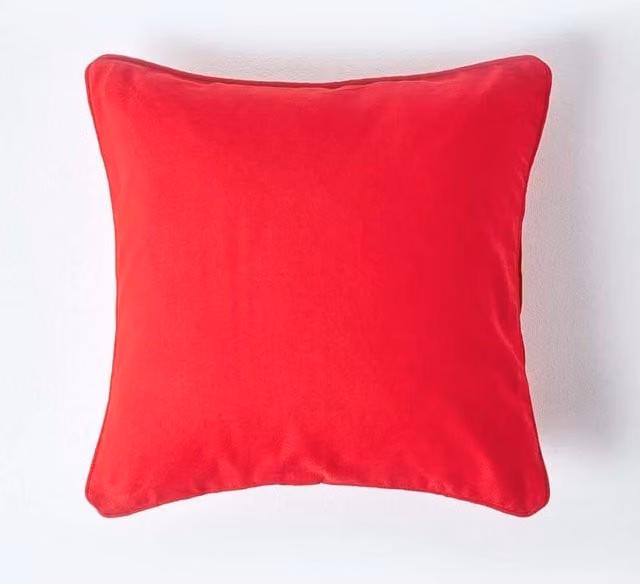 Homescapes Plain Red Cotton Rectangular Cushion Cover W/D/H: 30 x 50 cm