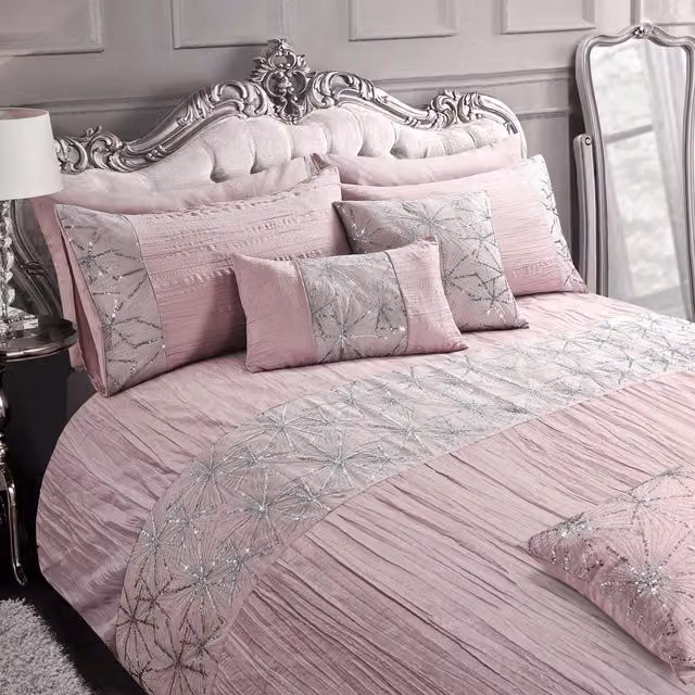 Velosso Pink Microfibre Star Pattern Duvet Cover and Pillowcase Set