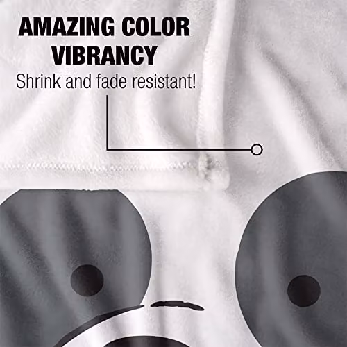LOGOVISION We Bare Bears Panda Super Soft Fleece Throw Blanket, White, W/D: 152 x 127 cm – 3