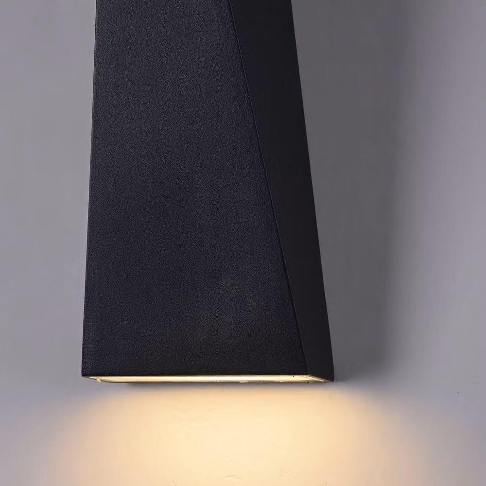 Netlighting Times Square Integrated LED Wall Lamp in Black, IP54 Rated, Warm White – 4