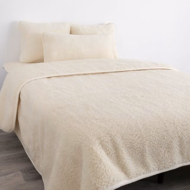 Native Natural Merino Wool King Size Quilt in Natural