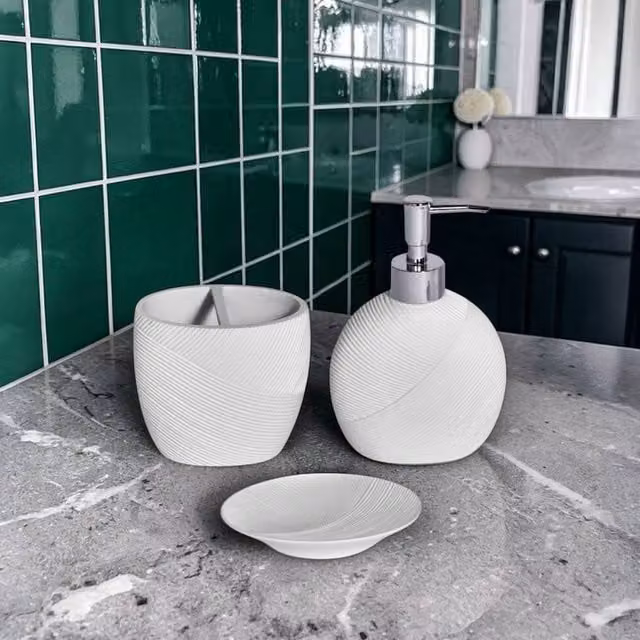 Showerdrape Ripple Textured 3 Piece Ceramic Bathroom Accessory Set in White – 1