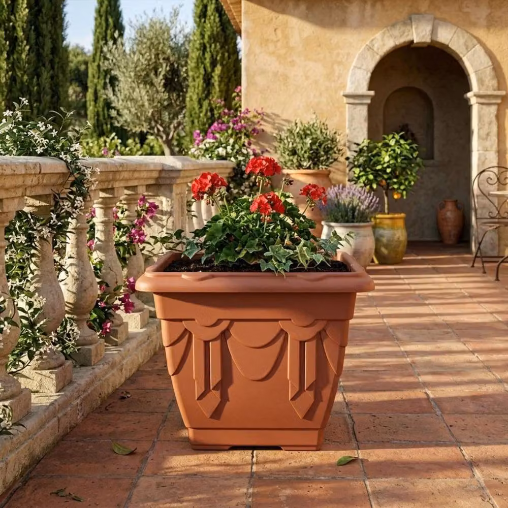 Kelvenix Terracotta Venetian Square Planter in Brown, 30 cm – 3
