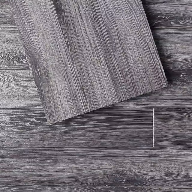 Komore Set of 20 Wood Look Click-Lock PVC Flooring Planks in Grey