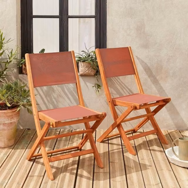 Sweek Pair of Foldable Wooden Garden Chairs in Terracotta with Grey Textilene Fabric and Armrests