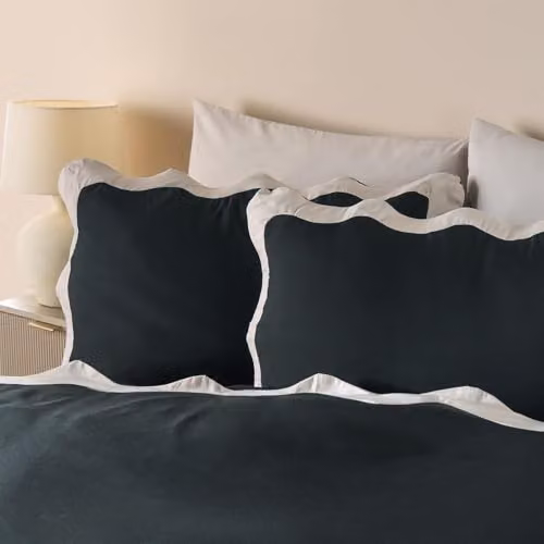 OHS Single Duvet Cover and Pillowcase Set, Black and Stone Microfibre Polyester Bedding with Scallop Edge, W/D/H: 135 x 200 cm and 50 x 75 cm – 2