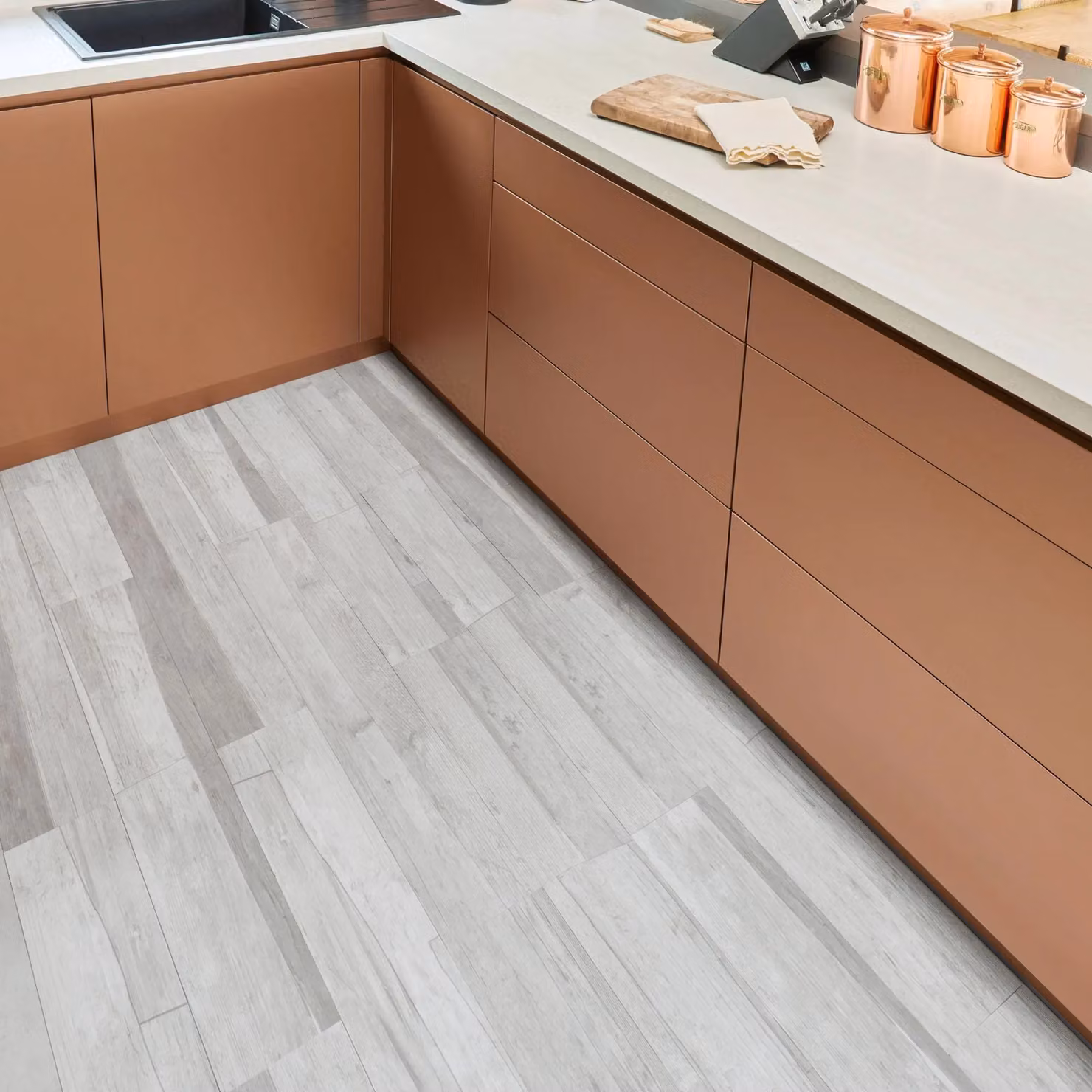 Novecrafto Self Adhesive Wood Look Vinyl Floor Planks, Grey, 7 Pieces, 0.97m² – 2