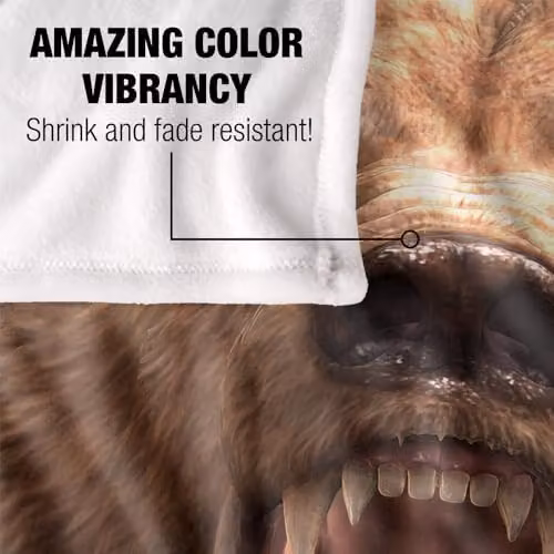JQ Licensing Royce Mcclure Grizzly Bear Head Super Soft Fleece Throw Blanket, White, W/D/H: 152 x 127 cm – 3
