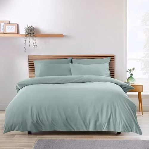 Catherine Lansfield So Soft Non-Iron King Duvet Cover Set with Pillowcases, Green, W/D/H: 180 x 200 cm, Pillowcases: 50 x 75 cm