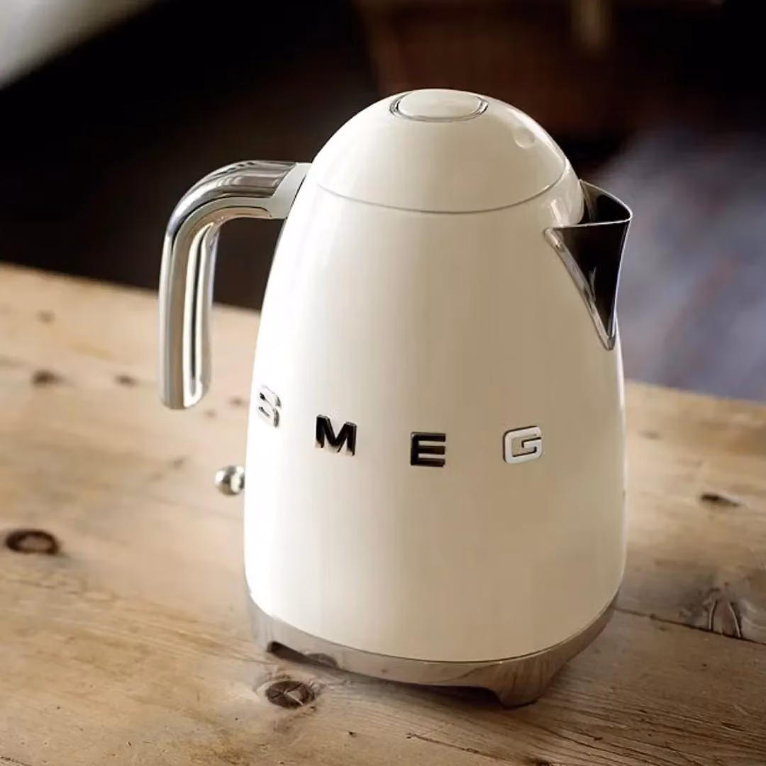 Smeg KLF03 Retro Style Kettle, 1.7 l, White – 3