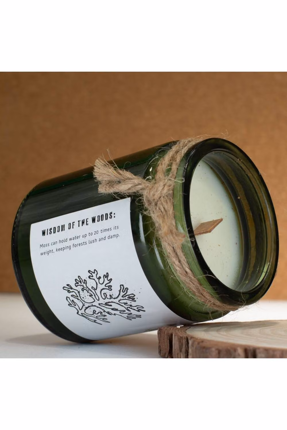 KDMD WoodWick Moss & Mist Soy Candle in a Green Glass Jar – 3