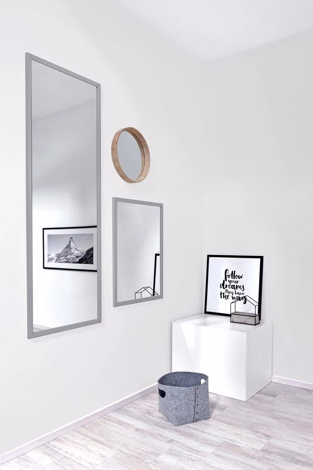 Nielsen Design Oslo Rectangular Wall Mirror in Silver, W/H: 50 x 70 cm – 2