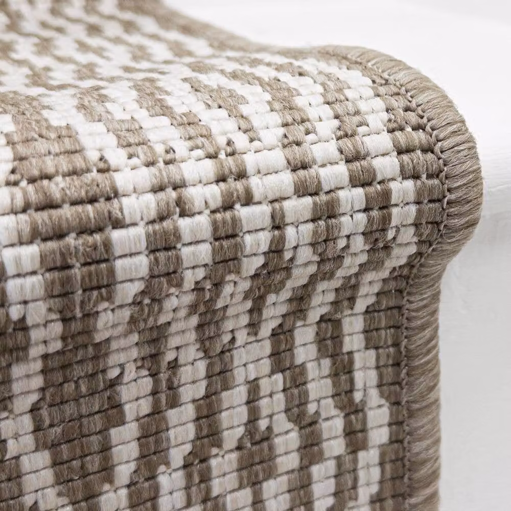 runrug Cable Stair Runner Carpet in Beige, W: 60 cm x L: 720 cm – 3