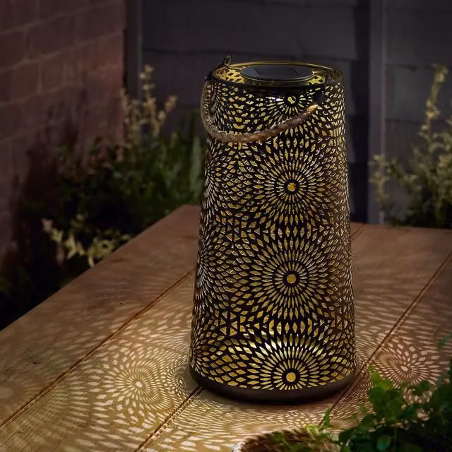 mysmartbuy Solar Powered XL Muscat Garden Lantern with Silhouette Effect in Black – 1