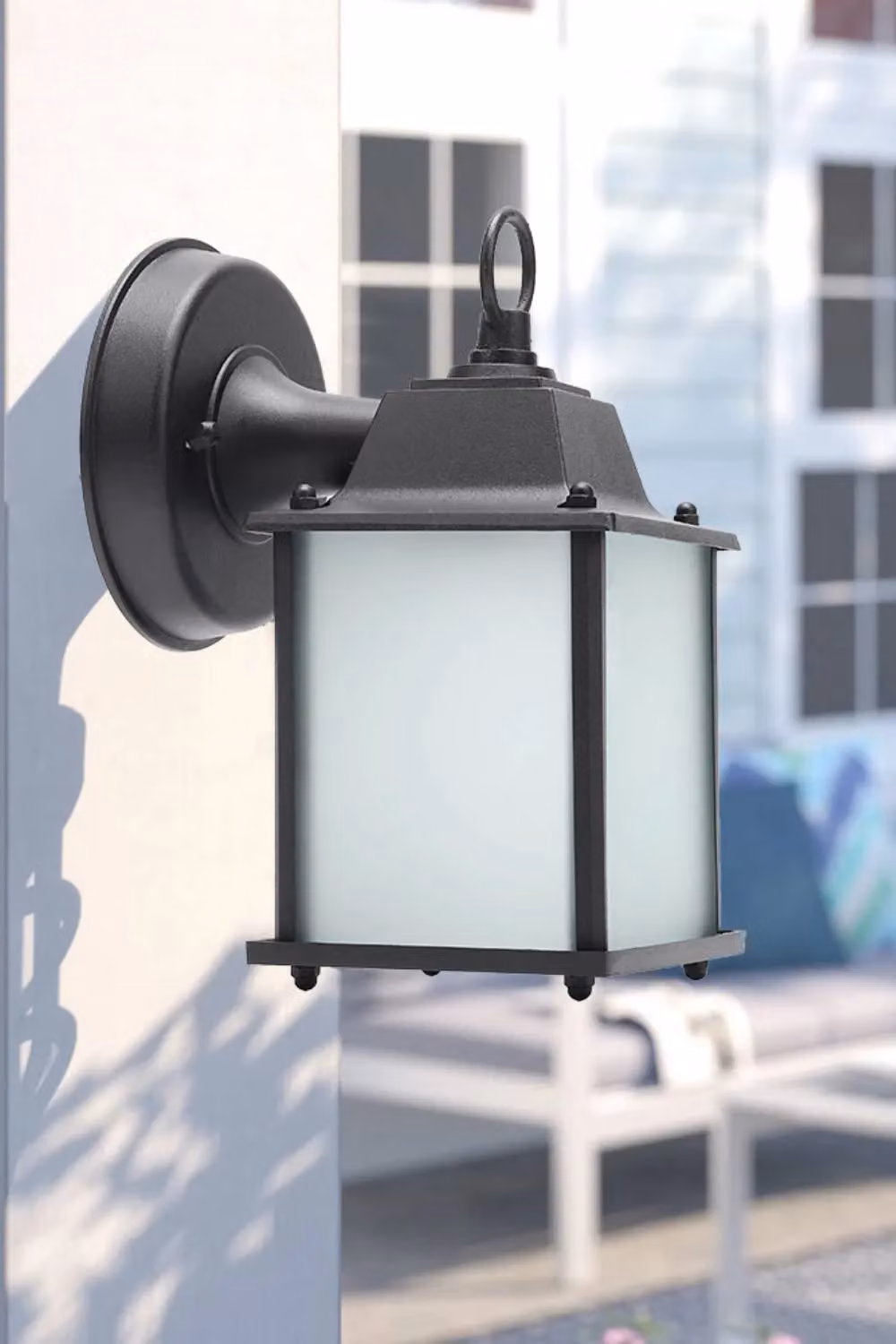 Living and Home Black Metal and Glass E27 Outdoor Waterproof Wall Lantern – 2