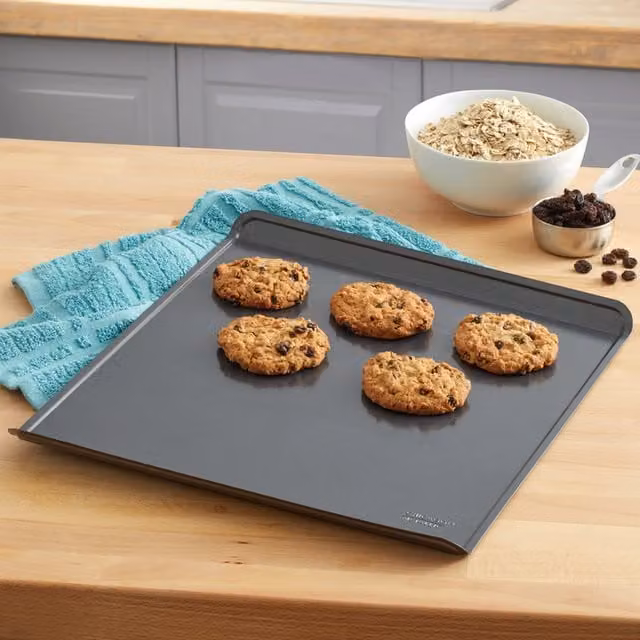 Chicago Metallic Non-Stick Heavy Duty Rectangular Baking Sheet, Grey, 34.29 cm