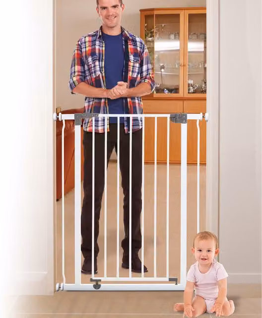 Dreambaby Liberty Xtra Tall Extendable Swing Door Gate for Doors and Stairs, White