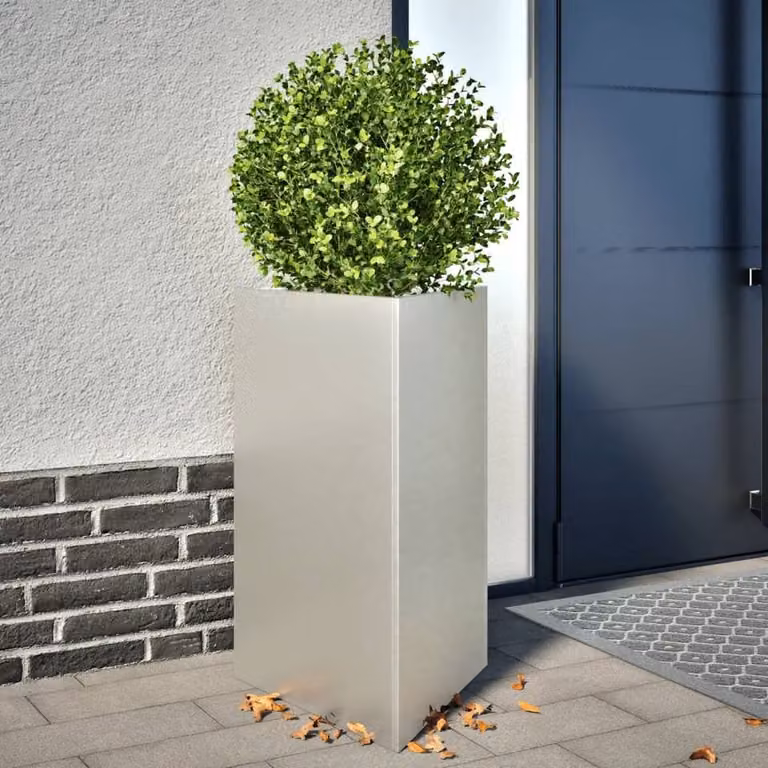 Berkfield Home Durable Triangular Stainless Steel Garden Planter Tub in Silver, W/D/H: 50 x 43 x 75 cm
