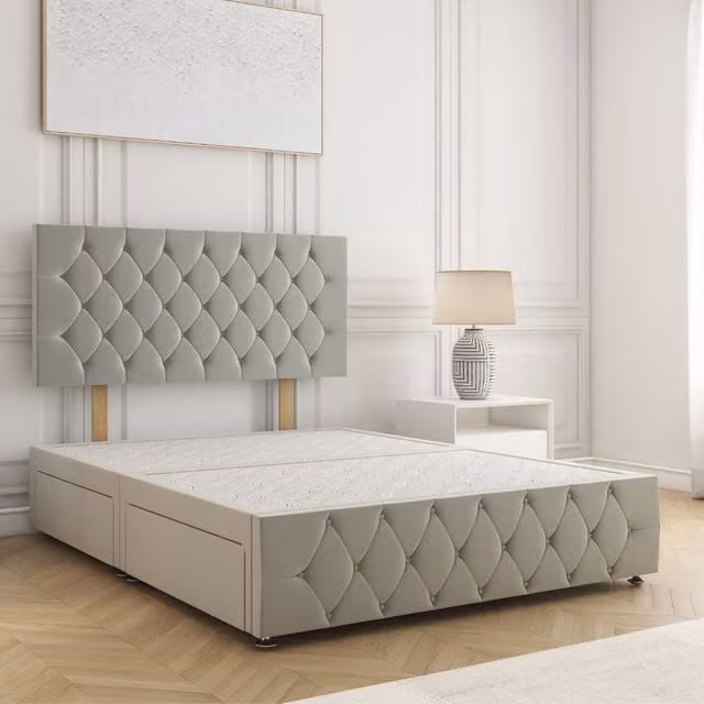 BSSPOKE Mulberry Velvet Divan Bed in Silver with 24 inch Headboard and 2 Drawers, W/D/H: 140 x 200 cm