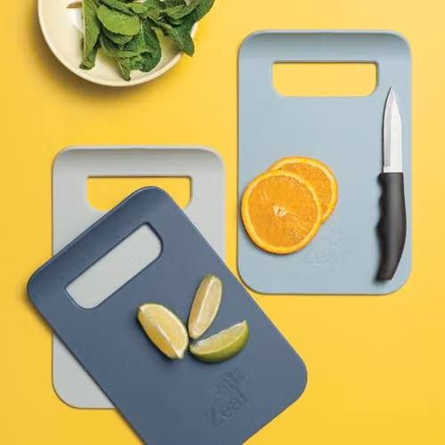Zeal Straight to Pan Slim Rectangular Plastic Chopping Board with Handle, Grey, W: 21.5 cm, D: 14.5 cm, H: 2 cm – 2