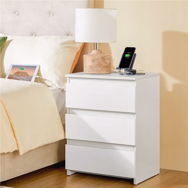 Yaheetech Minimalist Simple Nightstand Side Table with Charging Station in White