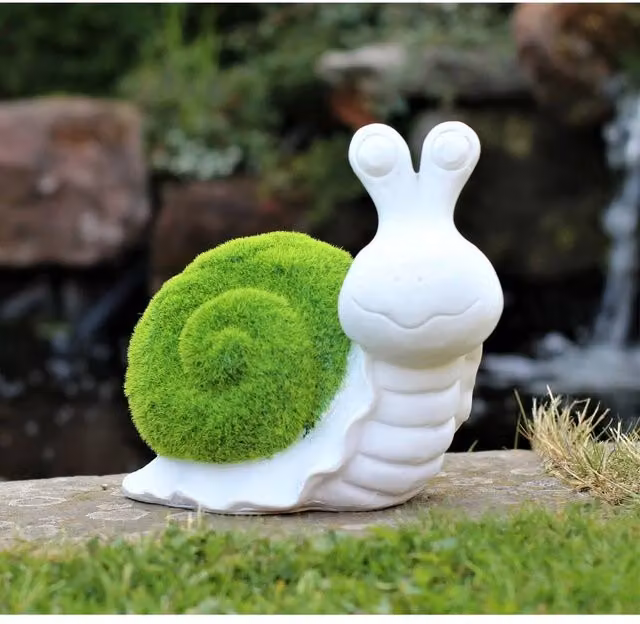 SPETLEK Snail Slug Garden Ornament in Multicolour and White – 1
