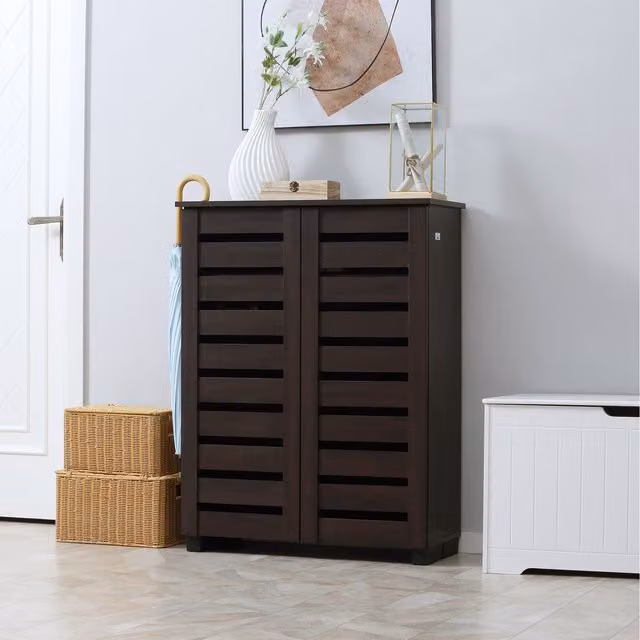 HOMCOM Modern Freestanding Shoe Storage Cabinet with Hinged Slatted Doors for 15 Pairs, Brown