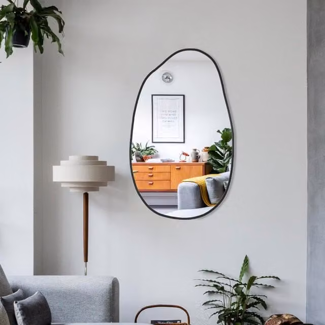 Livingandhome Organic Irregular Wall Mirror in Black, 85 cm