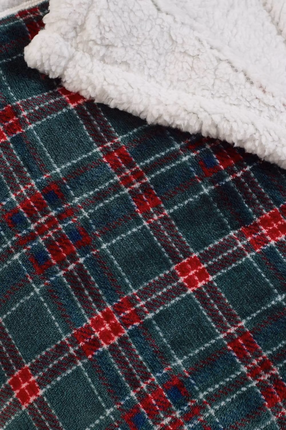 Catherine Lansfield Tartan Sherpa Check Cosy Fleece Blanket Throw in Green, W/D/H: 130 x 170 cm – 3