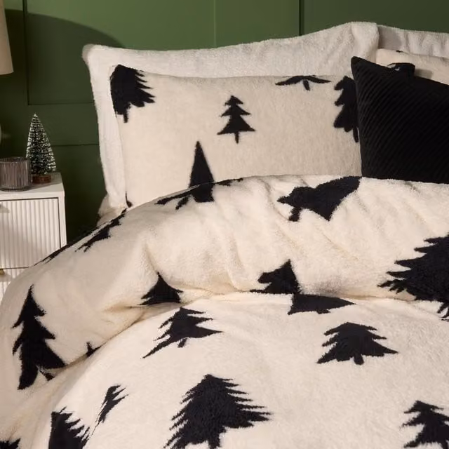 OHS Monochrome Xmas Tree Teddy Duvet Cover and Pillowcase Set, Black and White, W: 180 cm, L: 200 cm