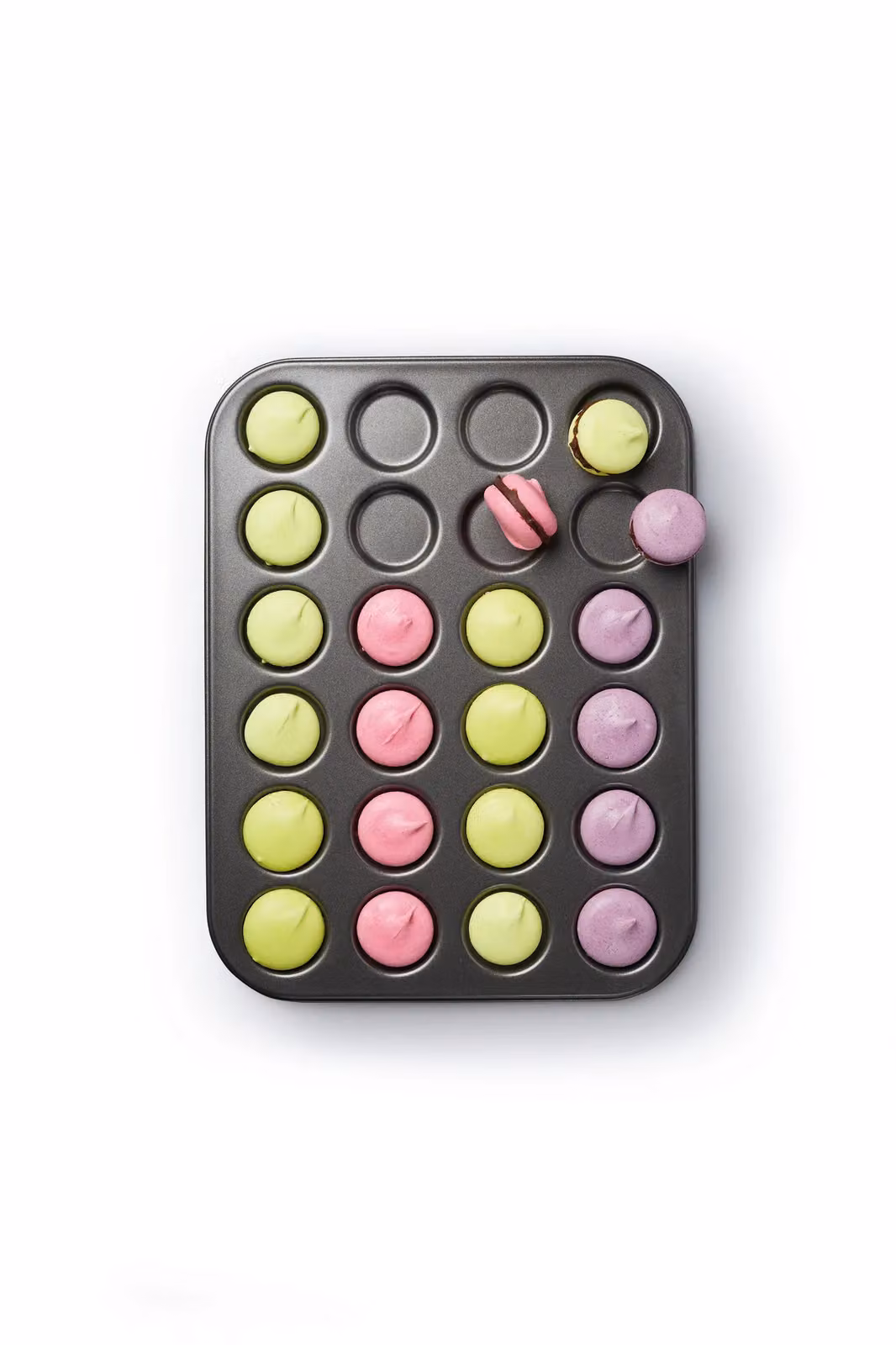 MasterClass Non-Stick Carbon Steel 24 Hole Macaroon Muffin Tray, Grey, W: 35 cm, D: 27 cm – 3