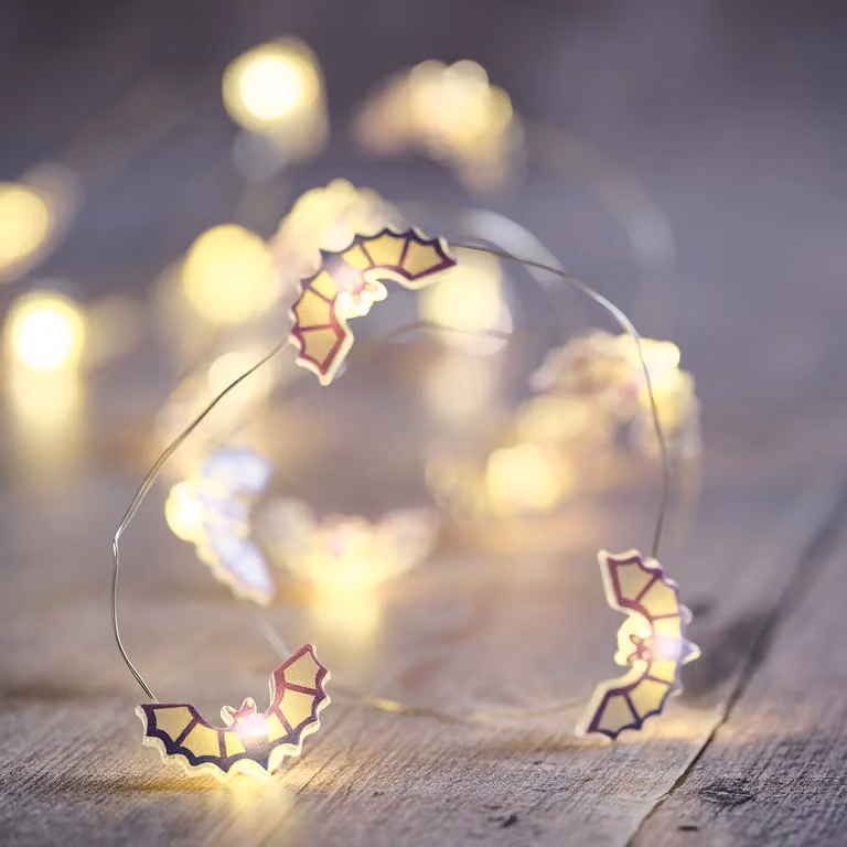 Lights4fun Halloween Bat Micro String Lights with 20 Purple and White Bats, 1.8m Warm White LED Fairy Lights on Silver Wire, Battery Operated