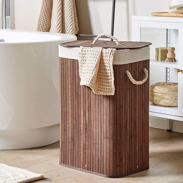 Wyld and Coco Bamboo Laundry Basket with Lid and Handles in Brown, W/D/H: 60.0 x 40.0 x 30.0 cm – 1