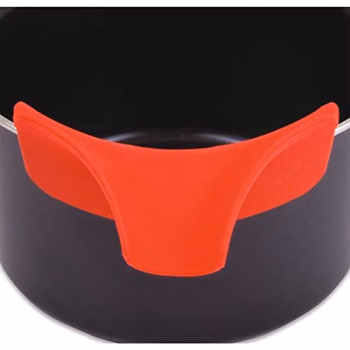 mysmartbuy Red Flexible Silicone Slip-On Pouring Spout for Bowls and Pans – 1